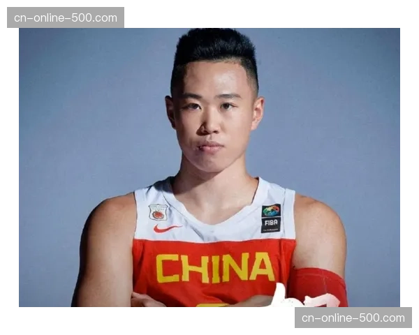 贺希宁24分5篮板稳定输出 深圳锋线得分效率保持高位